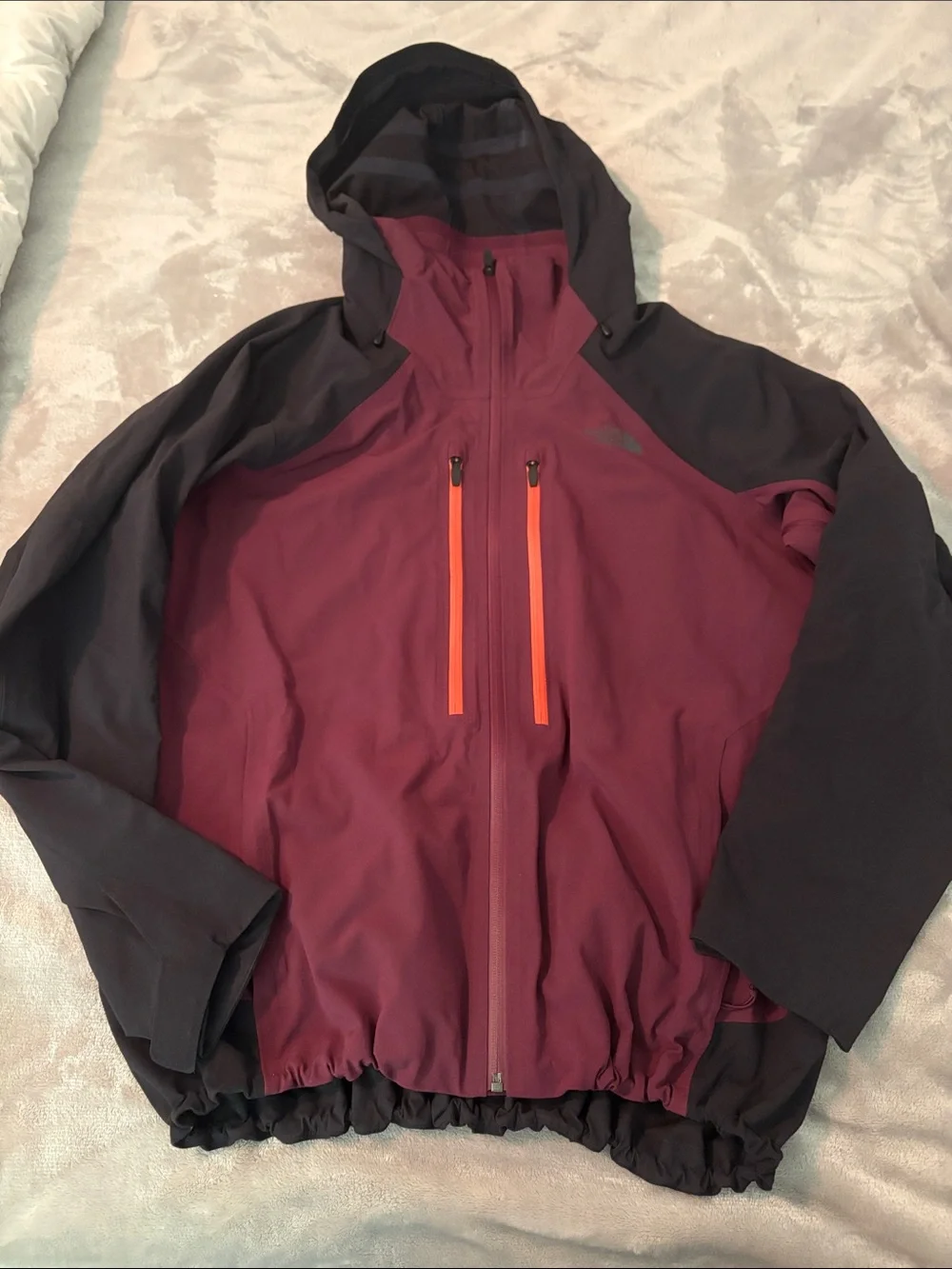 North Face Men's Hooded Softshell Jacket in Burgundy and Black